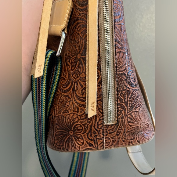 Consuela Sally Sling! 🤎 - Picture 5 of 11